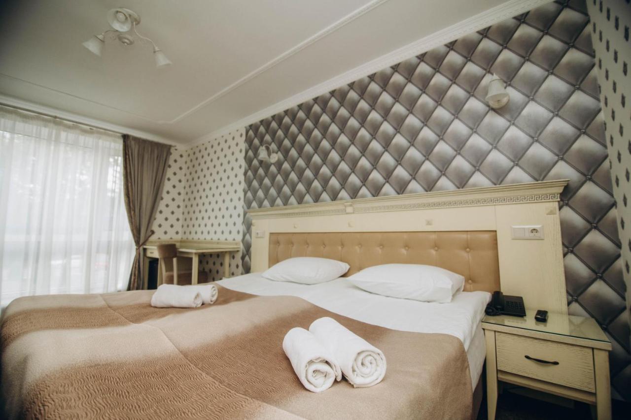 Hotel Gentleman Ternopil Exterior photo