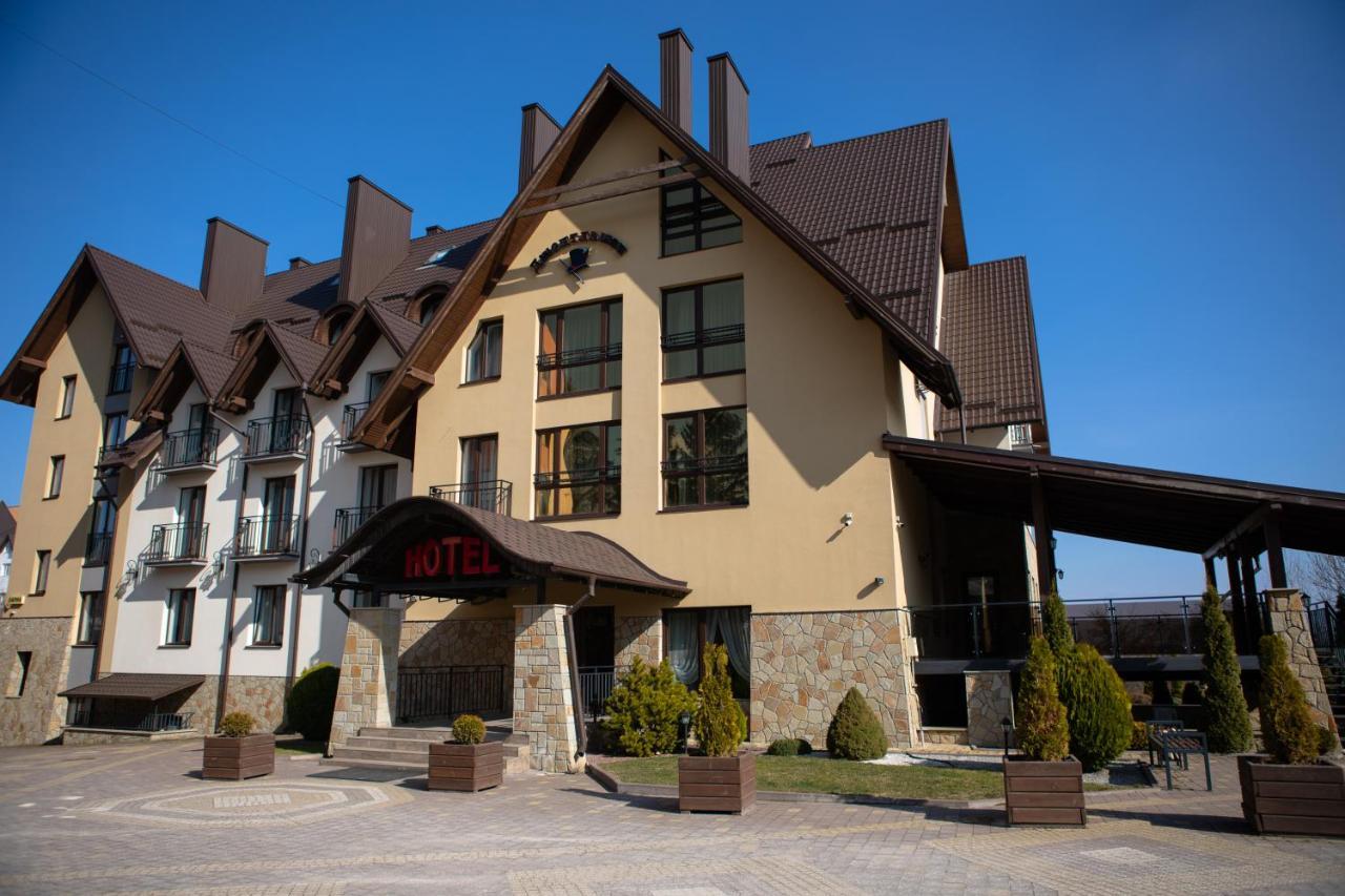 Hotel Gentleman Ternopil Exterior photo