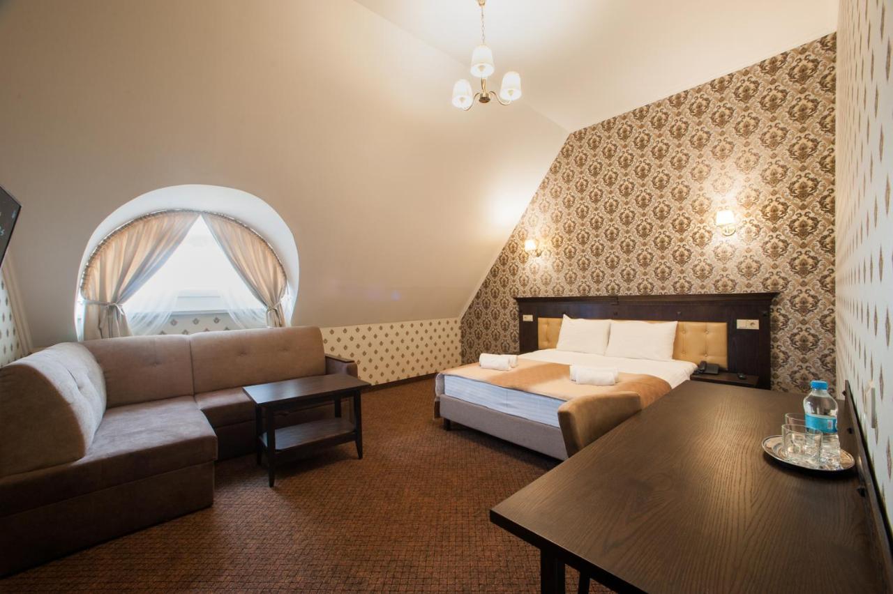 Hotel Gentleman Ternopil Exterior photo